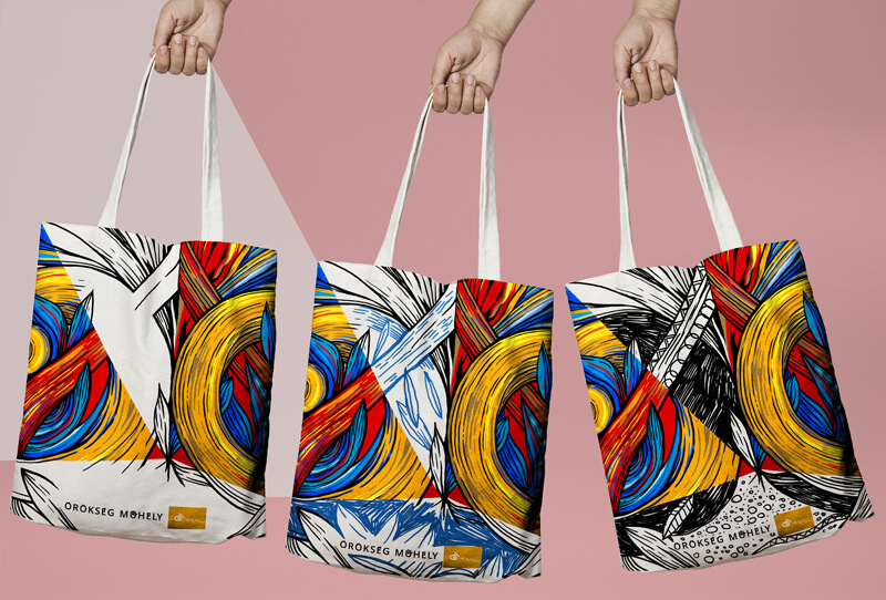 Megfogta, megvette, hazavitte. Továbbrajzolta. Annyira megtetszett neki, hogy a barátnőjének is vett egy ugyanilyet, aki ilyenné egészítette ki.